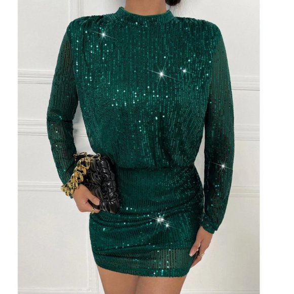 GOREGOUS Long Sleeved green Sequin Bodycon Mini Dress - Picture 6 of 6